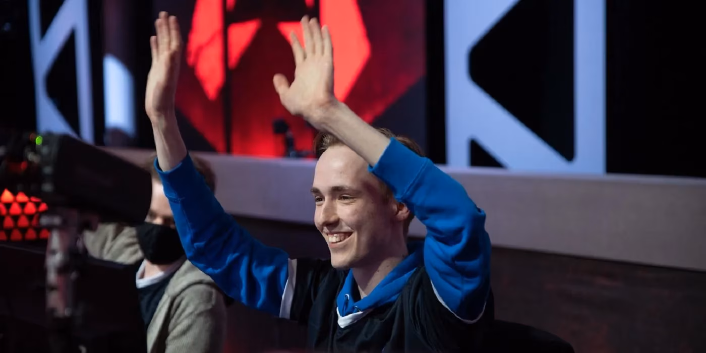 pioneers-algs-struggle-bugs-bad-stage-ukrainian-flag-drama-image-0